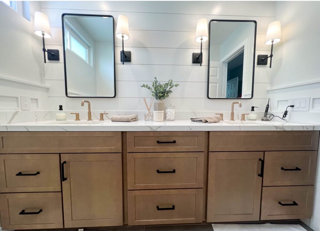 bathroom after real estate broker in Mission Viejo and custom remodeler in Mission viejo did their magic