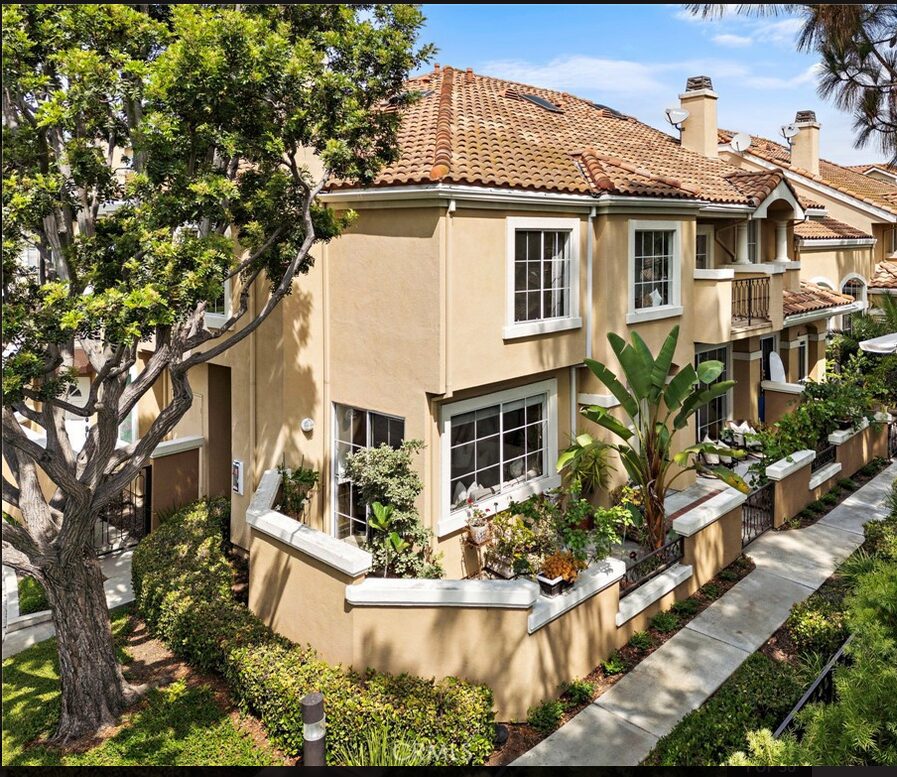 front of townhome for sale by Aliso Viejo real estate broker