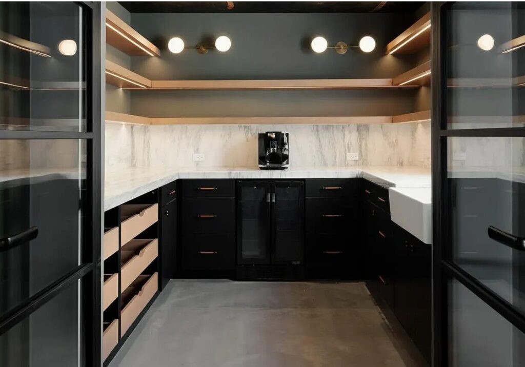 closet in Dana Point home for sale by Dana Point real estate agent