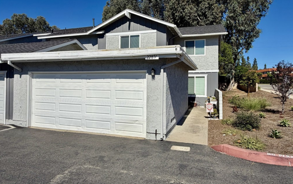 house for sale shown on Lake Forest real estate companies website
